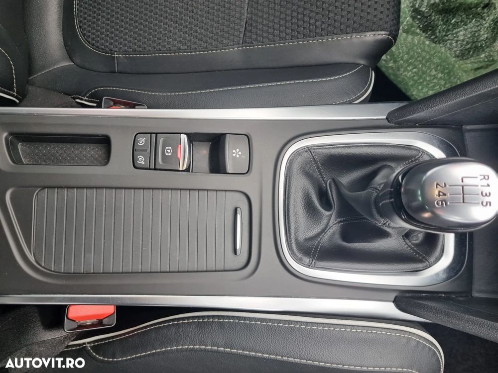 Renault Megane TCe GPF Limited - 21