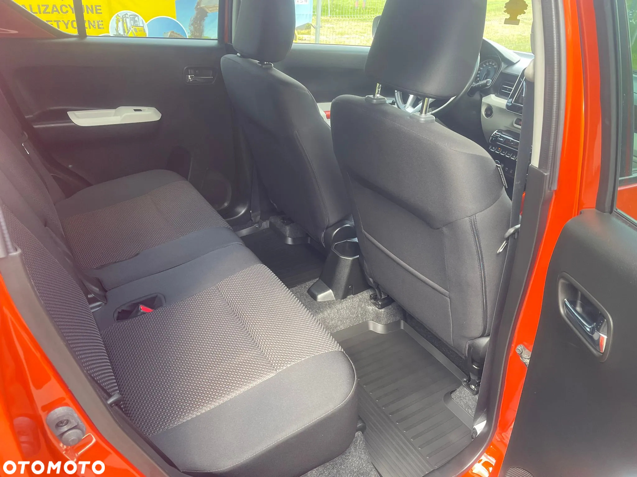 Suzuki Ignis - 11