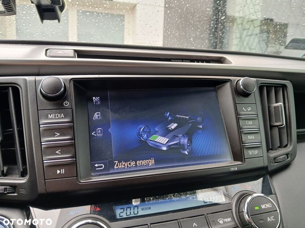 Toyota RAV4 Hybrid Premium 4x2 - 17