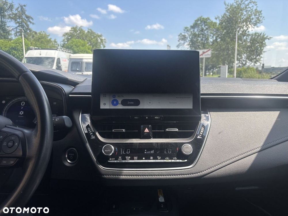 Toyota Corolla 1.8 Hybrid Comfort - 18