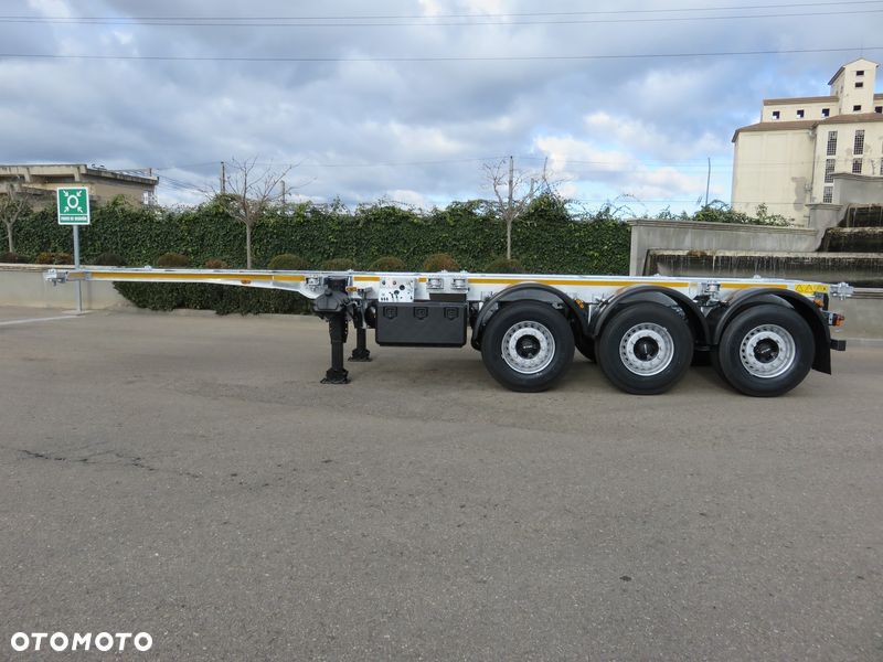 LeciTrailer Naczepa podkontenerowa LT CO3 40', 30', 20', 2x20'  ADR - 2