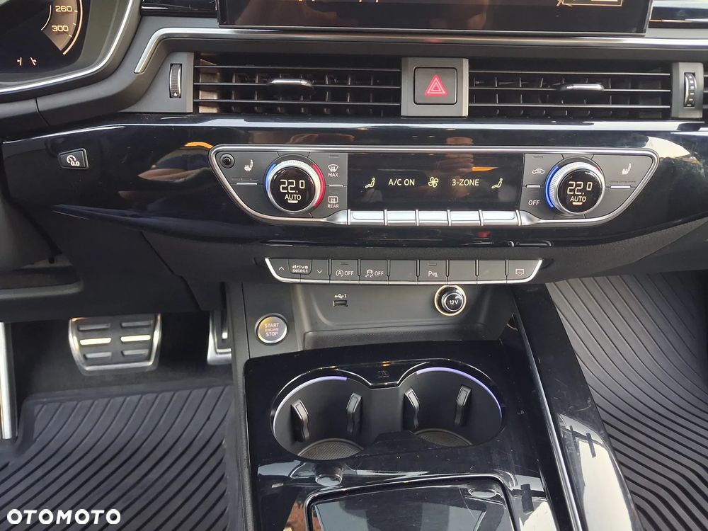 Audi A4 Avant 40 TDI quattro S tronic S line - 13
