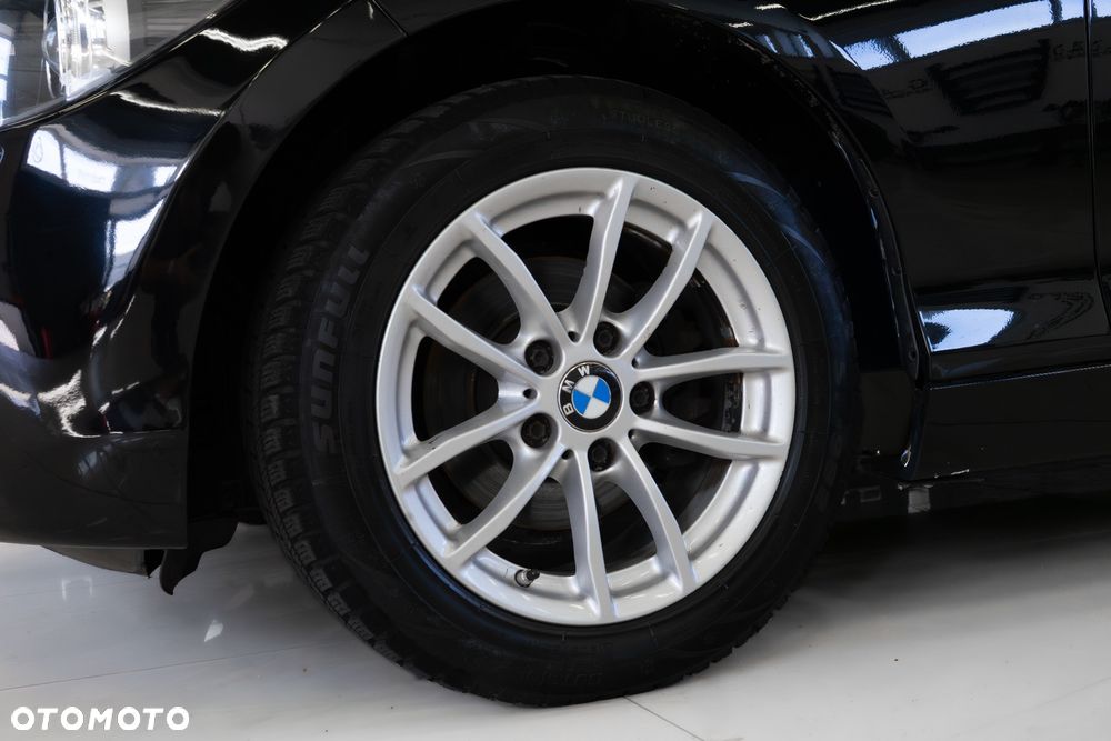 BMW Seria 1 116i - 3