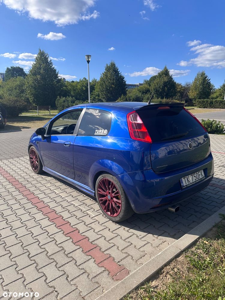 Fiat Grande Punto - 7