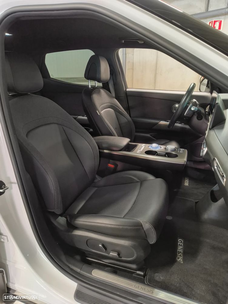 Genesis GV60 - 8