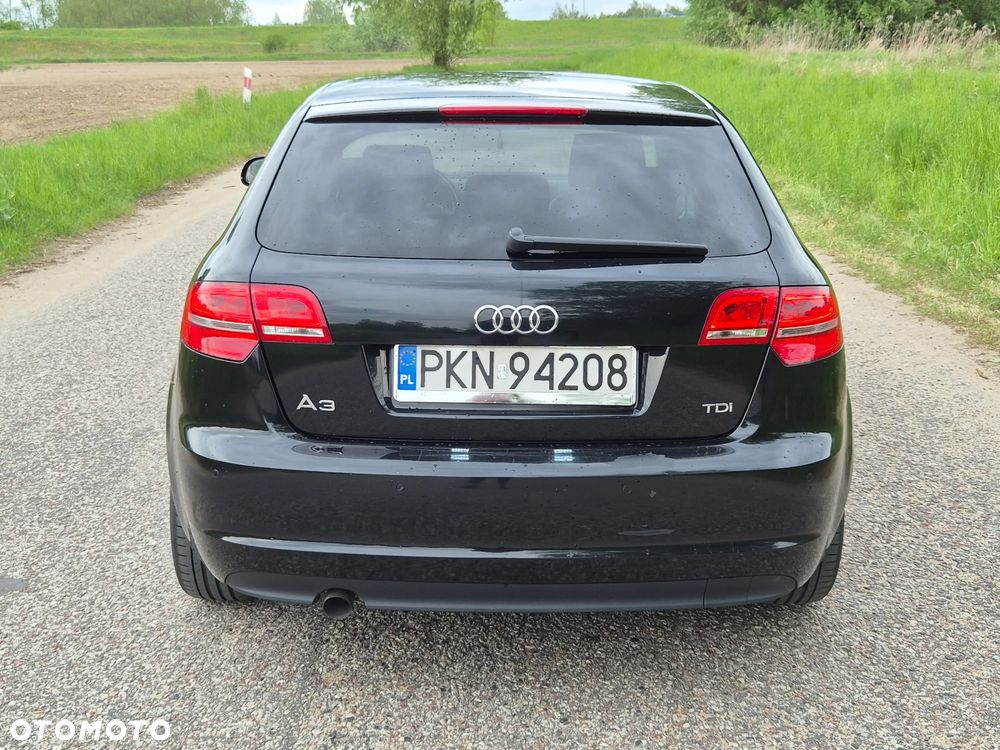 Audi A3 Sportback 1.6 TDI DPF Attraction - 6