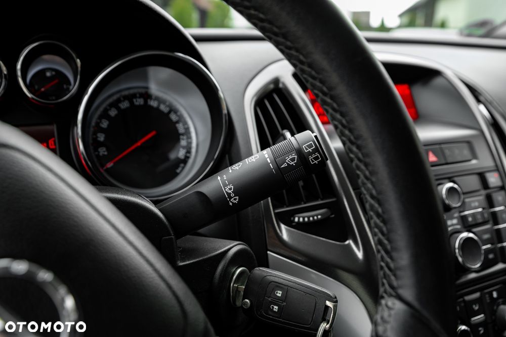 Opel Astra 1.4 Turbo - 36