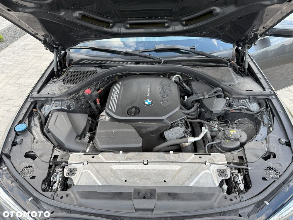 BMW Seria 3 - 18