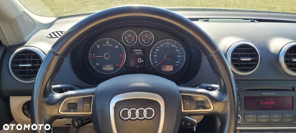 Audi A3 Sportback 1.6 TDI DPF Ambition S tronic - 10