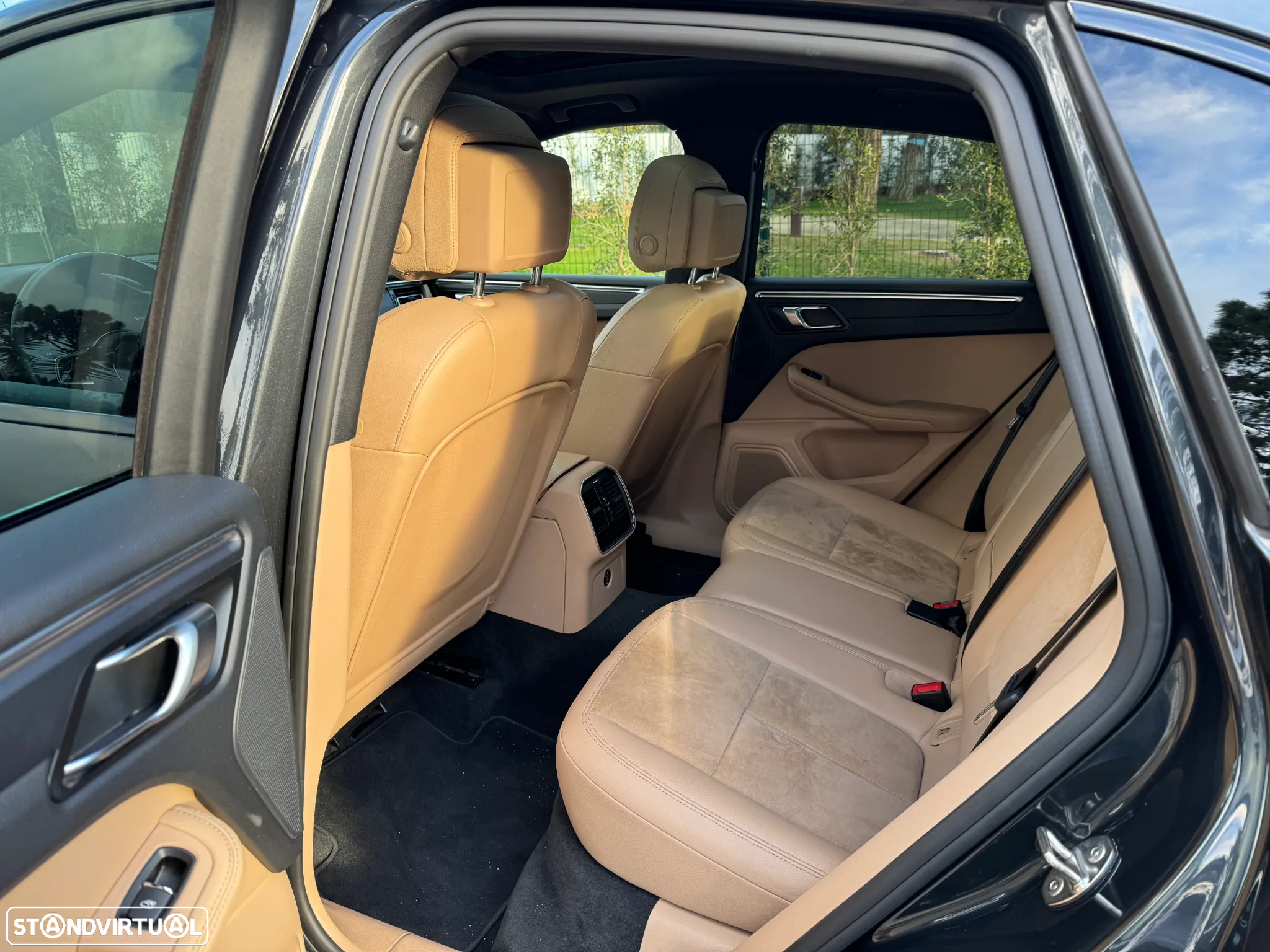 Porsche Macan Standard - 10
