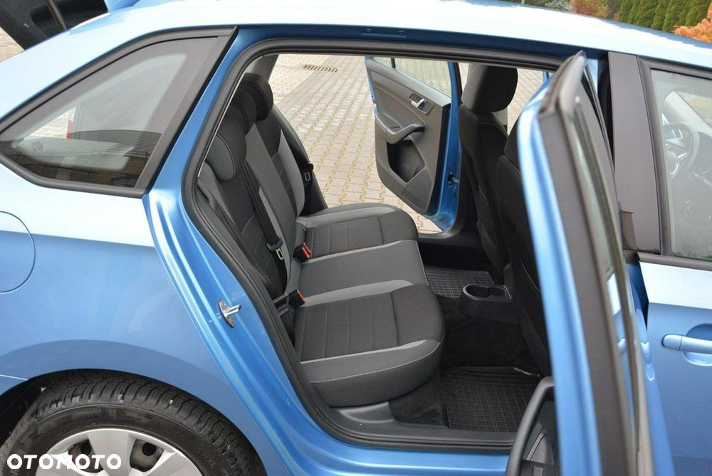 Skoda RAPID 1.4 TDI DPF Edition DSG - 13