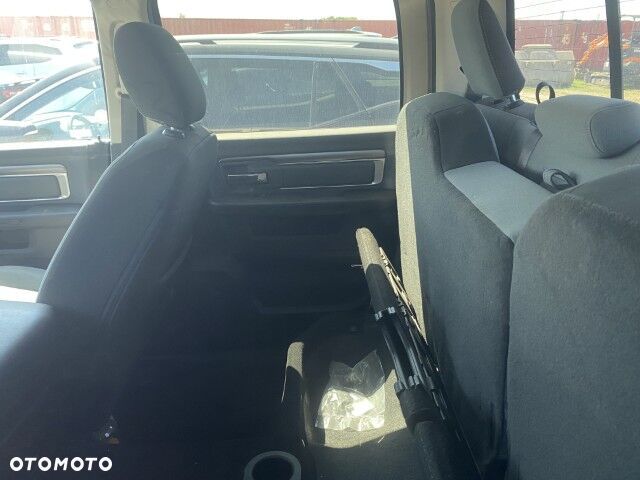 RAM 1500 5.7 Quad Cab Laramie - 23