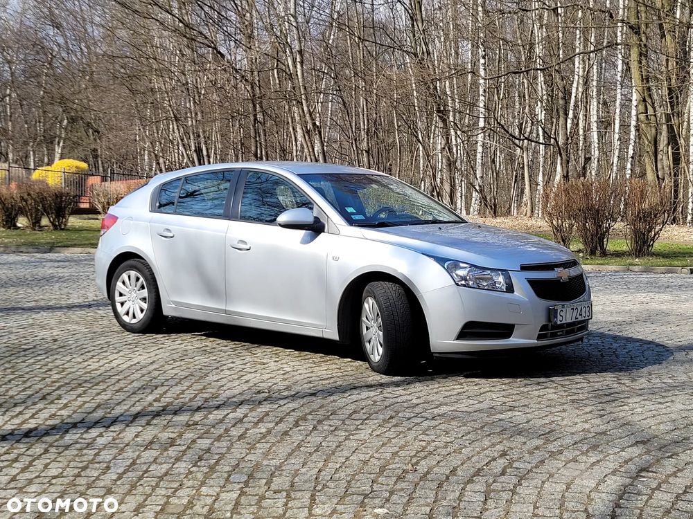 Chevrolet Cruze - 3