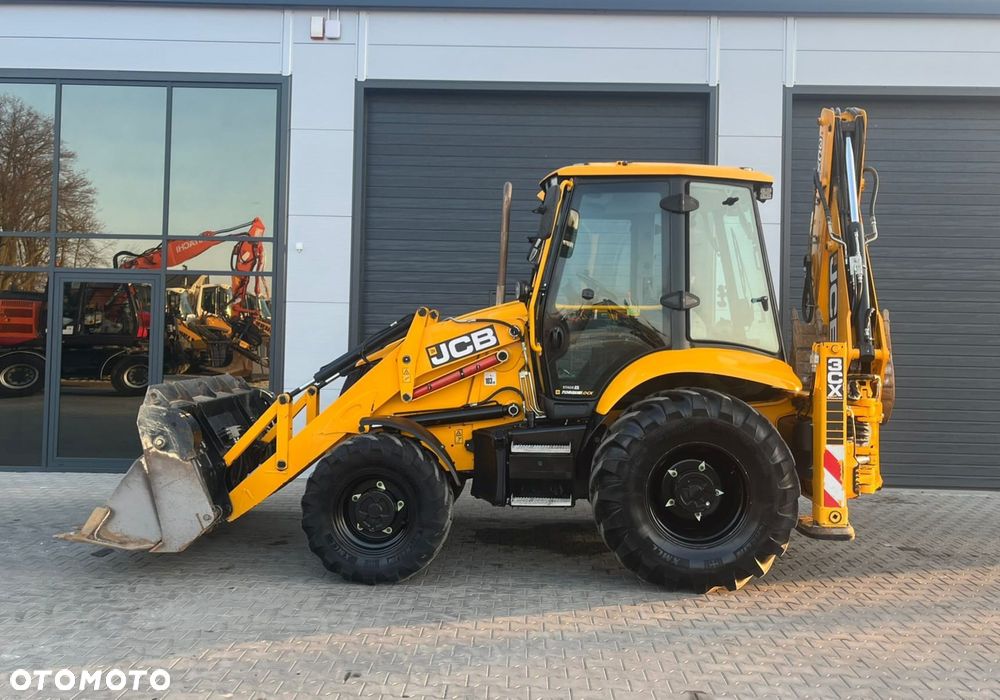JCB 3CX SITEMASTER PRO Contracor 110kM - 5