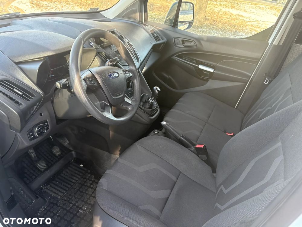 Ford Transit Connect - 9