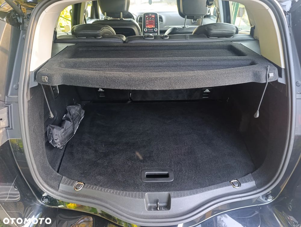 Renault Scenic ENERGY TCe 130 BOSE EDITION - 27