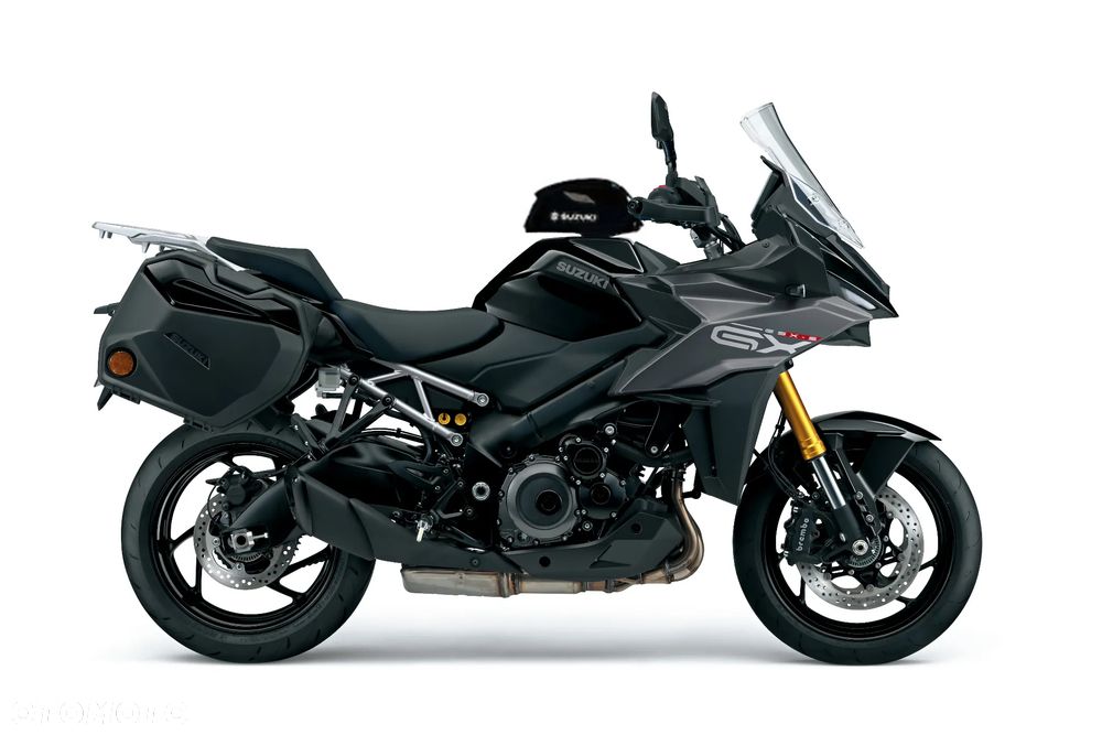 Suzuki GSX - 3