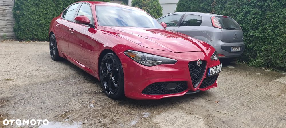 Alfa Romeo Giulia - 2