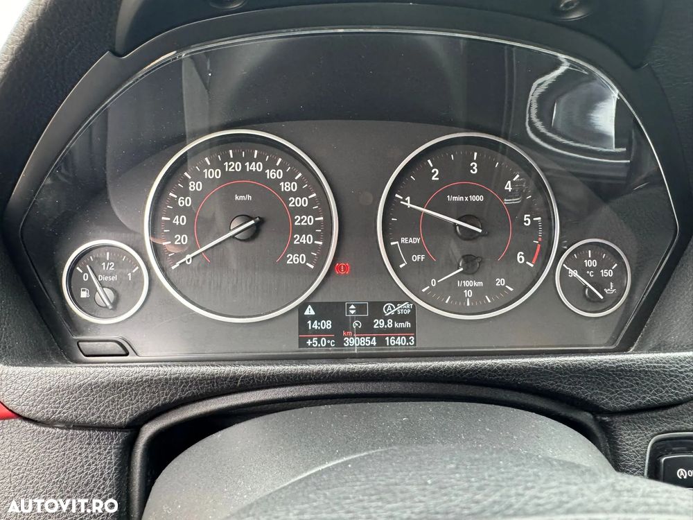 BMW Seria 3 318d - 12