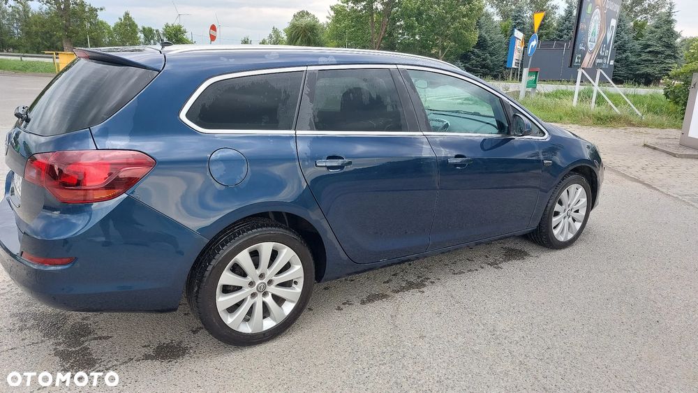 Opel Astra 1.4 Turbo Sport - 2