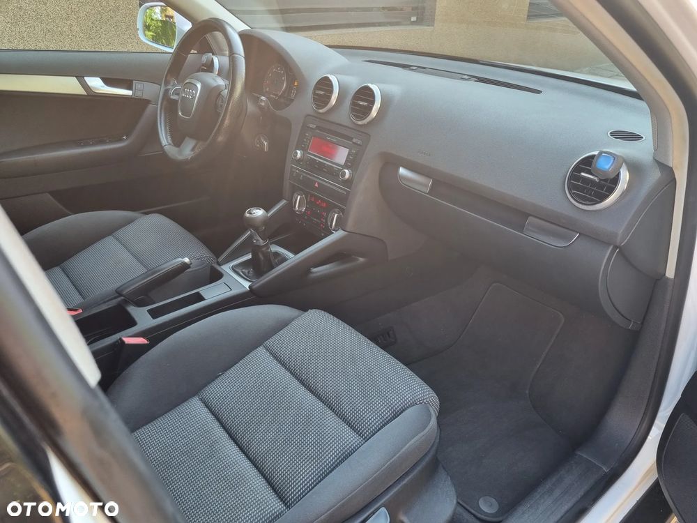 Audi A3 Sportback 1.4 TFSI Attraction - 12