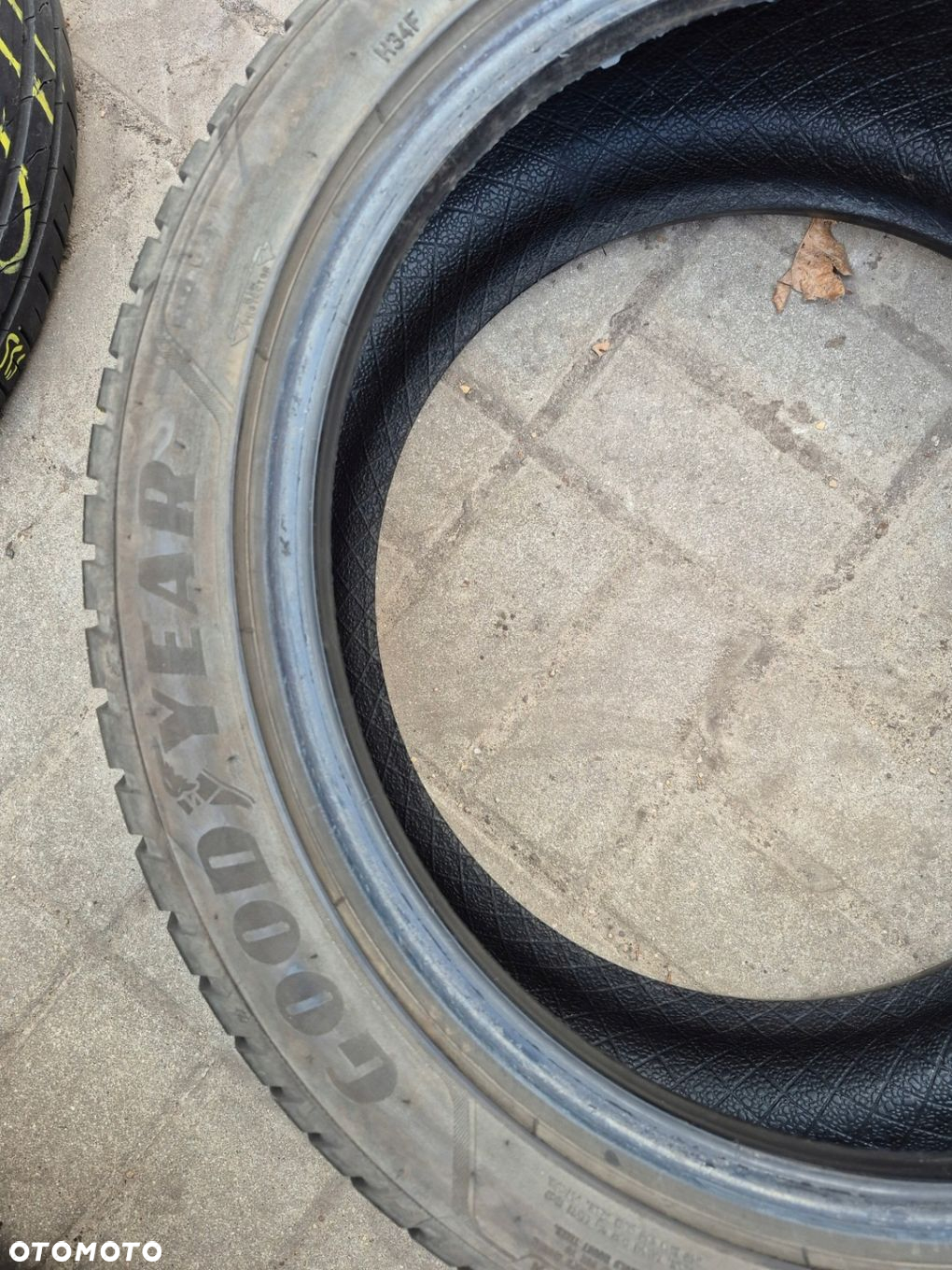 Goodyear VECTOR 4 Seasons 225/45R18 95W 20R 2X - 3