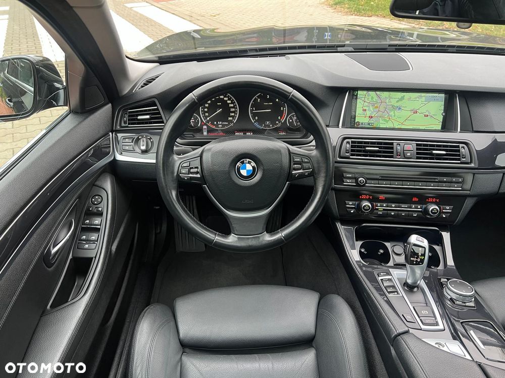 BMW Seria 5 520d - 16