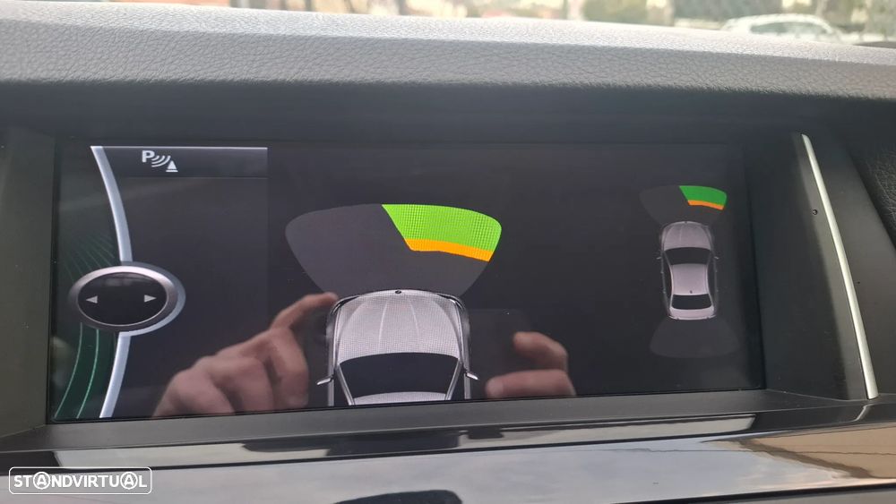 BMW 520 d Line Luxury Auto - 29