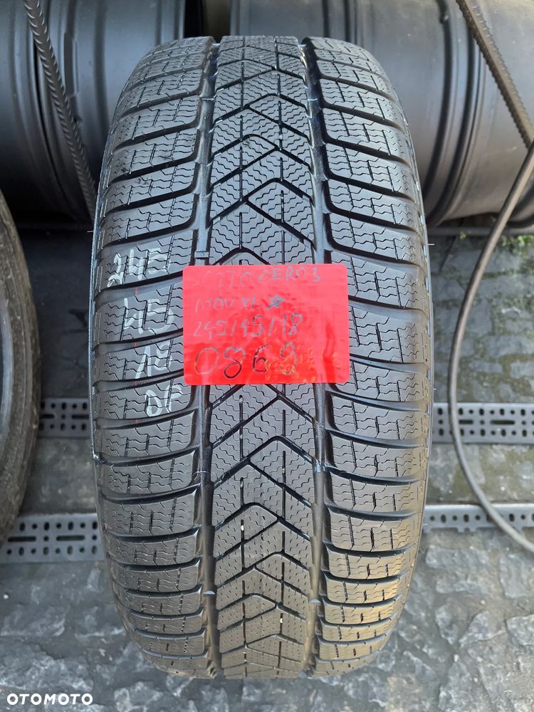 Pirelli Sottozero 3 Winter 245 45 18 100 V XL 1szt. - 2
