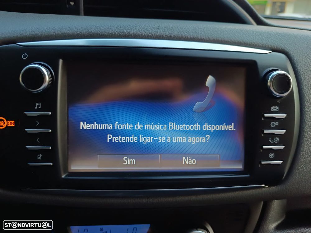 Toyota Yaris 1.5 HSD Comfort+Navi - 37