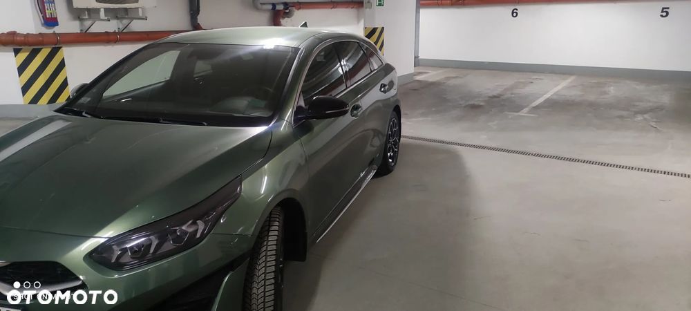Kia ProCeed - 2