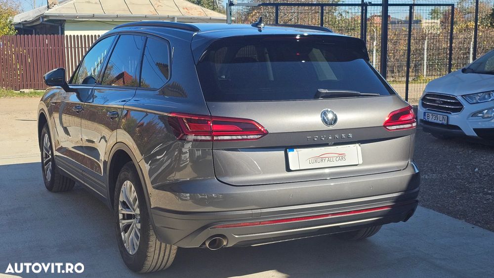 Volkswagen Touareg - 4