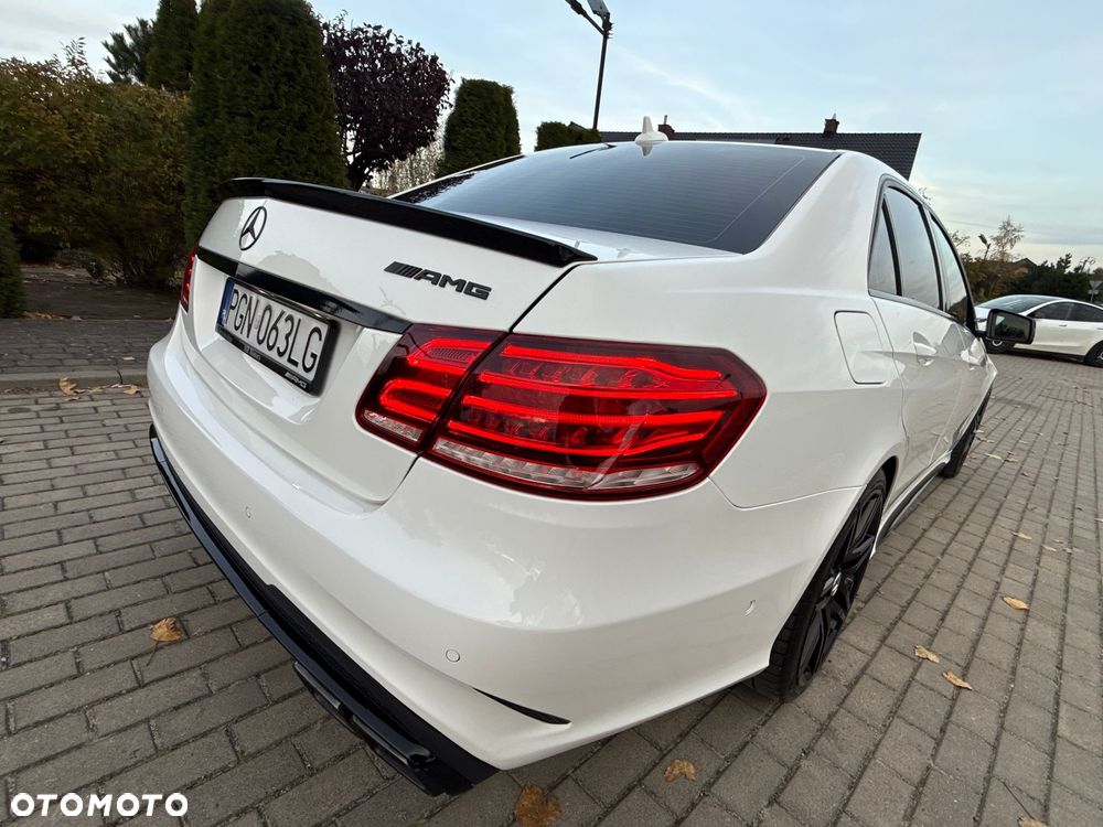 Mercedes-Benz Klasa E - 26