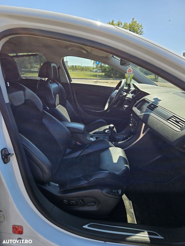 Citroën C5 2.0 HDI BVM6 H3+ Exclusive - 14