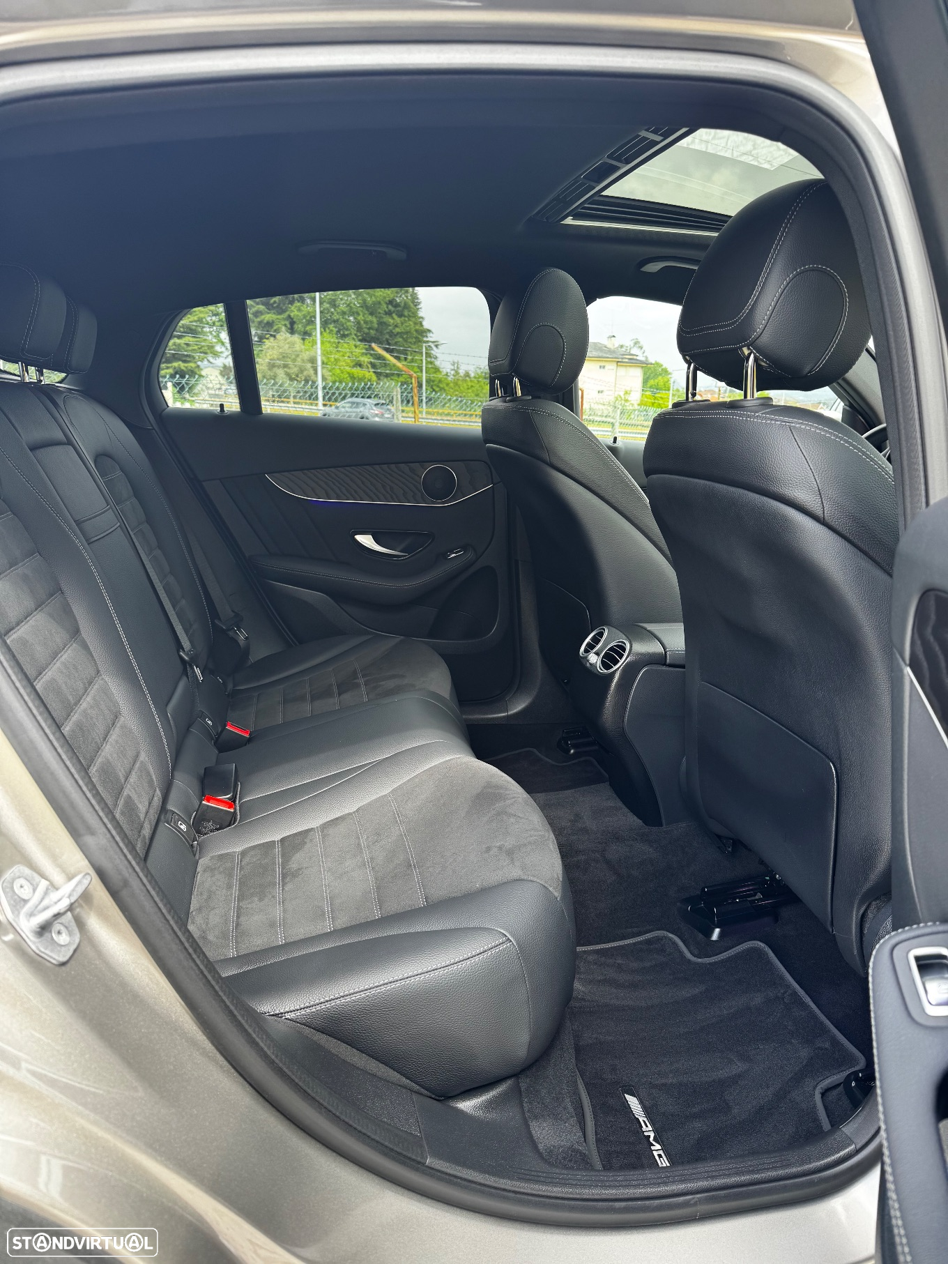 Mercedes-Benz GLC 300 de Coupé 4Matic - 27
