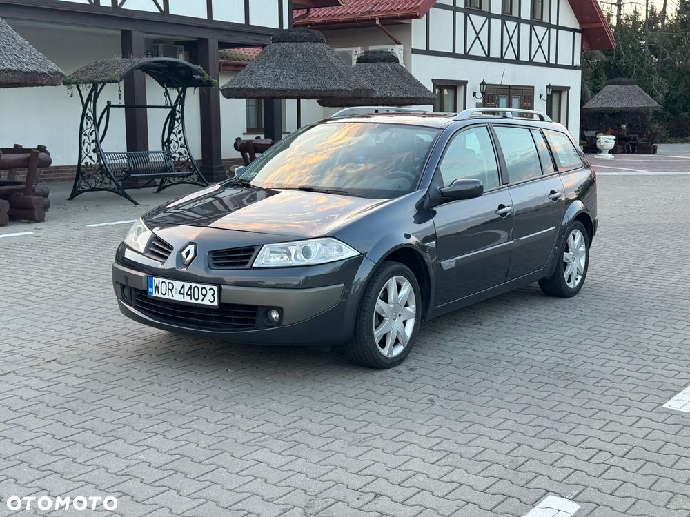 Renault Megane 1.6 16V Confort Authentique - 1