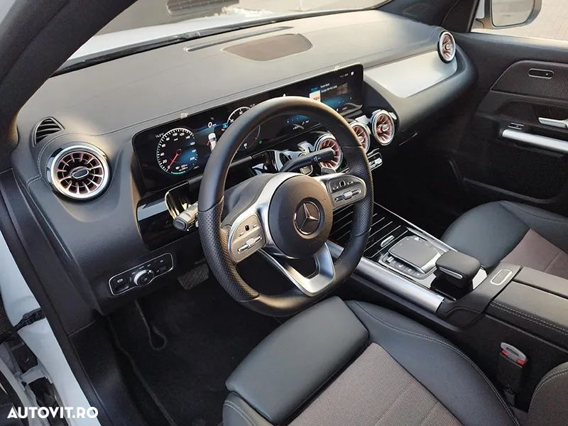 Mercedes-Benz EQA - 10