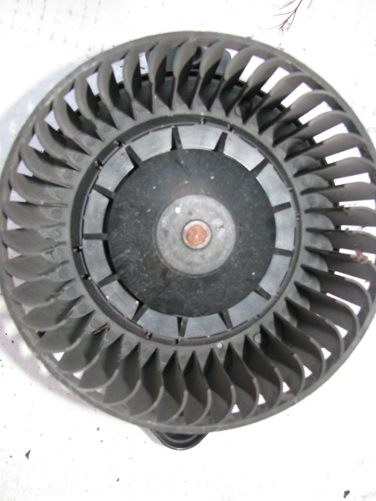 DMUCHAWA WENTYLATOR NAWIEWU AUDI A4 B6 - 4