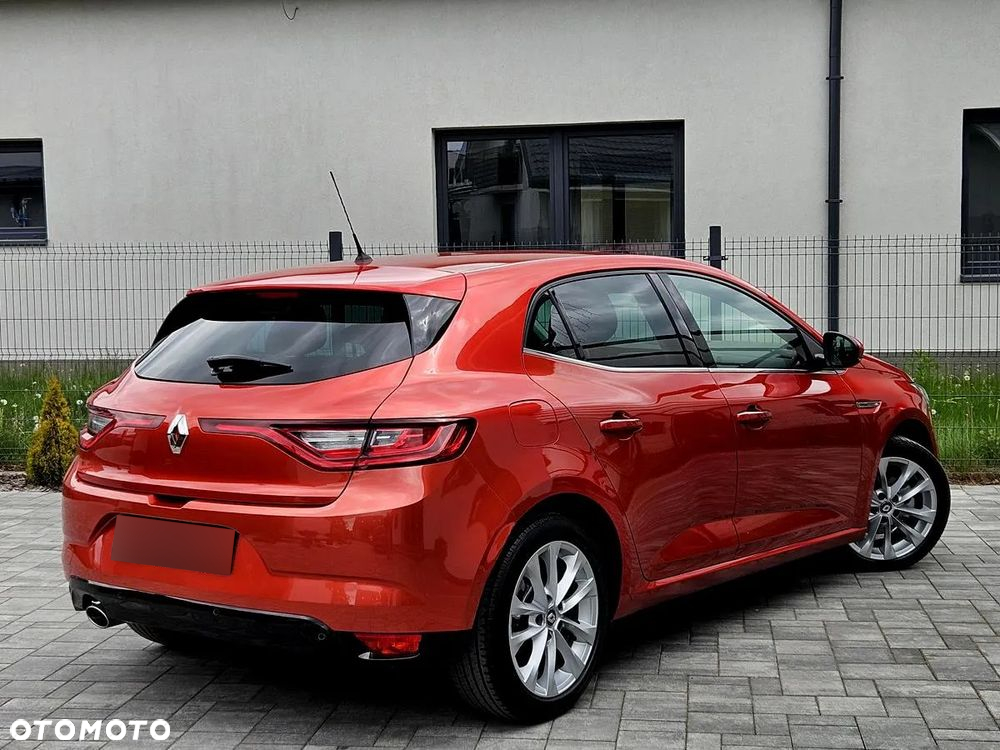 Renault Megane ENERGY TCe 130 Start & Stop Paris Business - 10