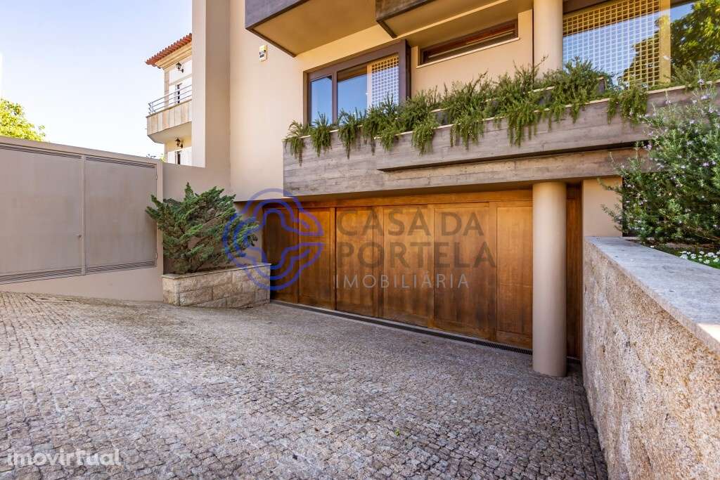 Moradia T4+1 Matosinhos, com Piscina, Terraço, Salão de jogos, Garagem - Grande imagem: 5/34