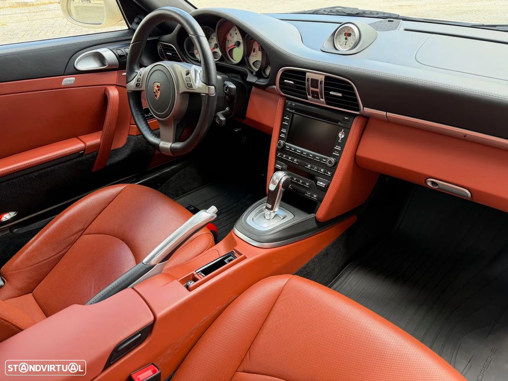 Porsche 911 (997) Carrera 4 S PDK - 7
