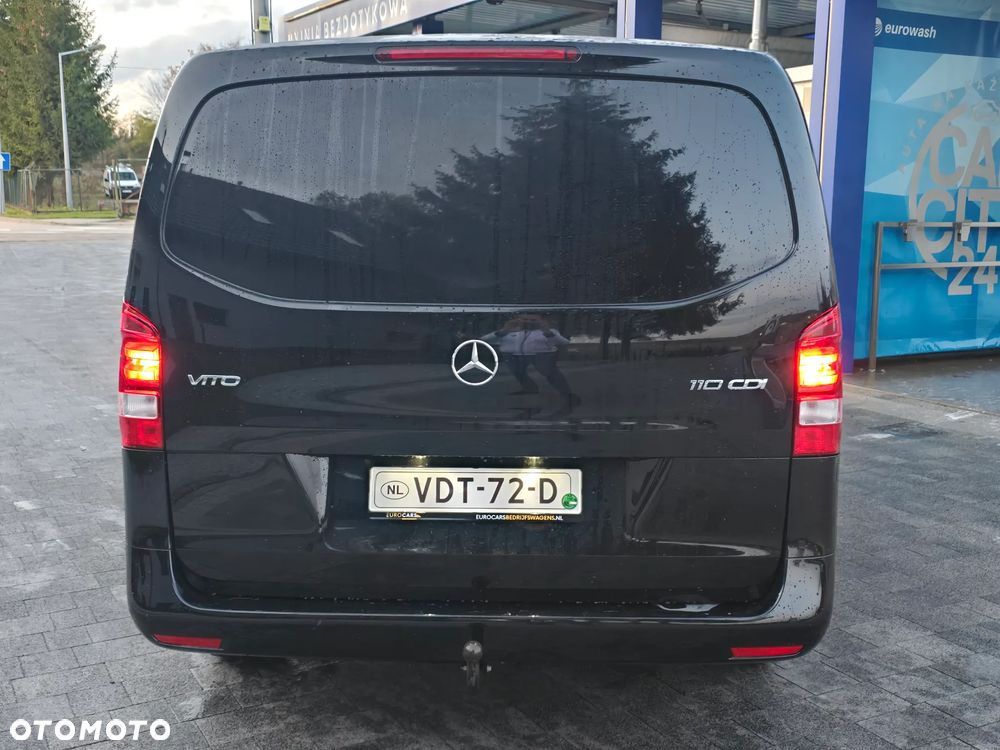 Mercedes-Benz Vito 110 - 12
