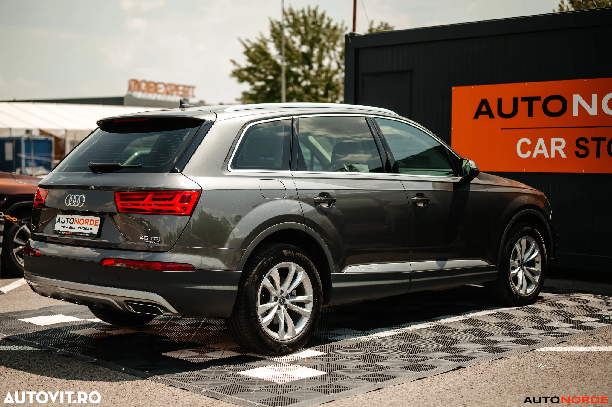 Audi Q7 3.0 45 TDI quattro Tiptronic Basic - 8