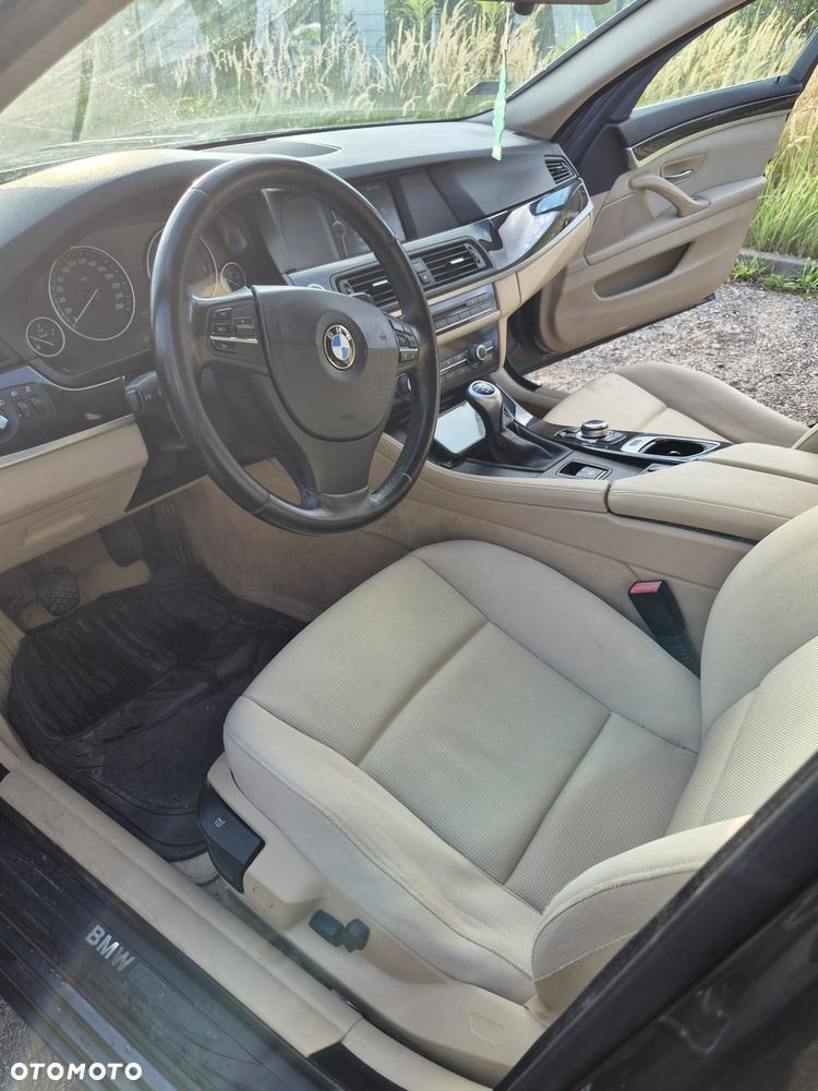 BMW Seria 5 520d - 4