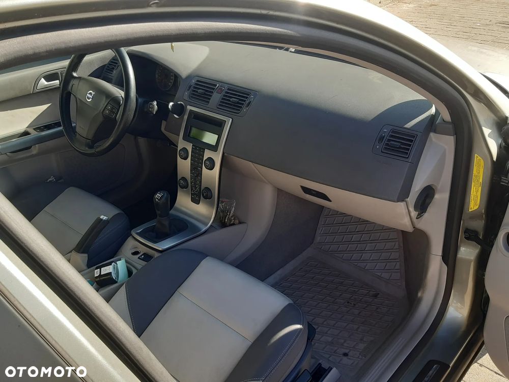 Volvo V50 2.0D - 4