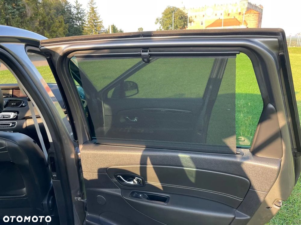 Renault Scenic - 25