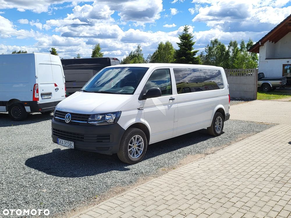 Volkswagen Caravelle - 2