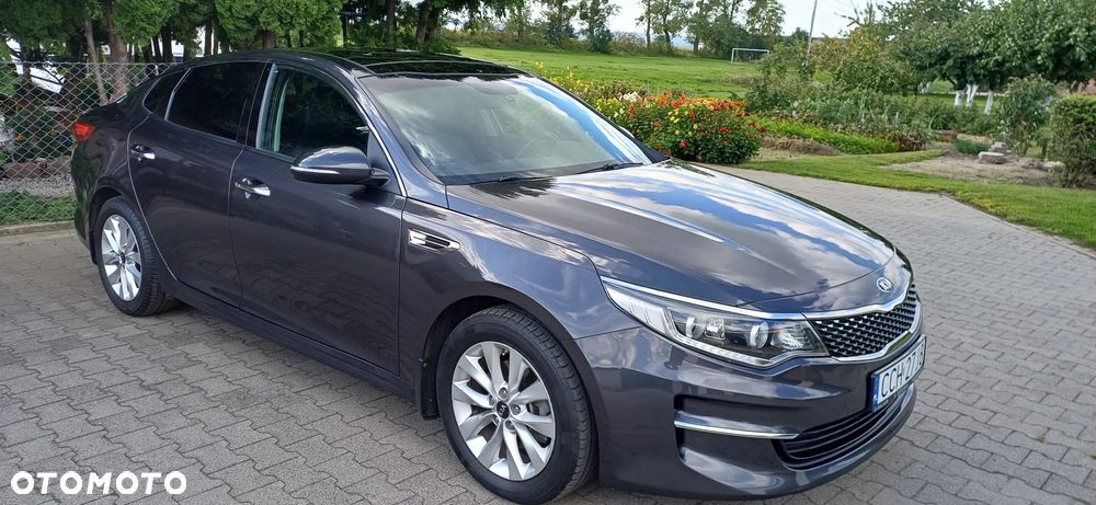 Kia Optima 2017 photo 2