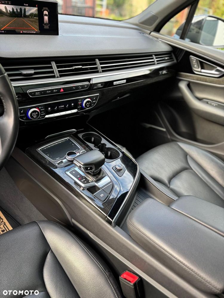 Audi Q7 - 13