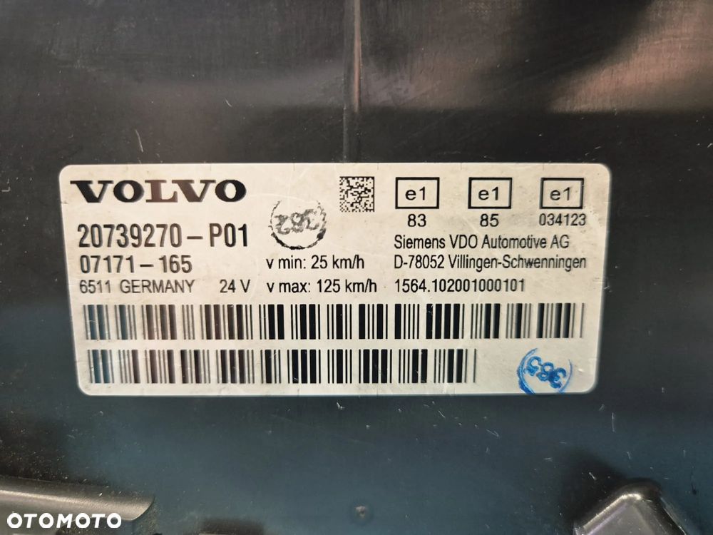 Licznik Zegar VOLVO VDO FH FM 20739270 P01 - 5